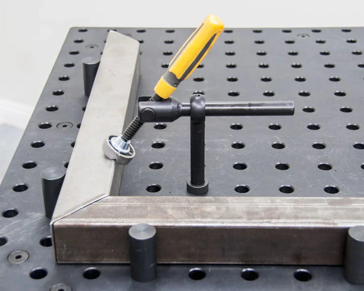 Pivoting T-Post Clamp - 16mm System - Image 3