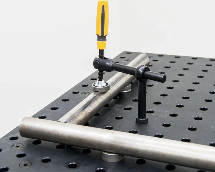 Pivoting T-Post Clamp - 16mm System - Image 8
