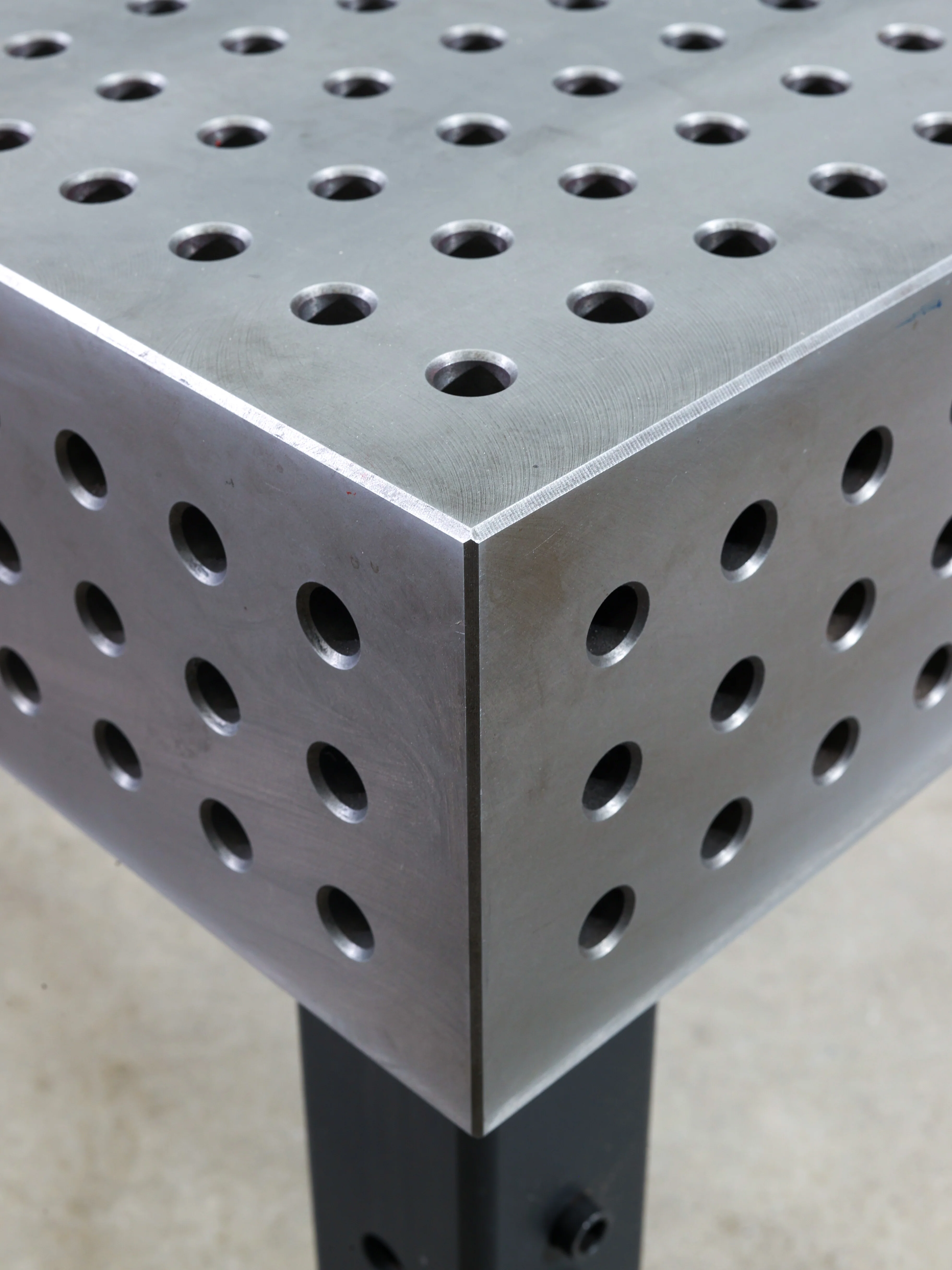 HD Welding Fixture Table 4.5' x 2.5' (54" x 30" x 8") - Image 4